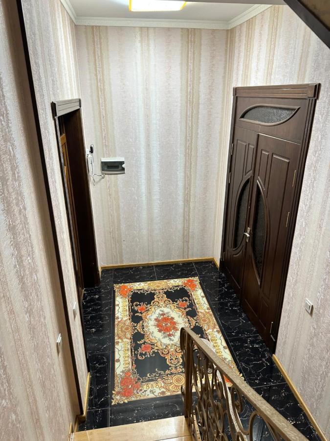 Palm Hostel Tashkent Ngoại thất bức ảnh
