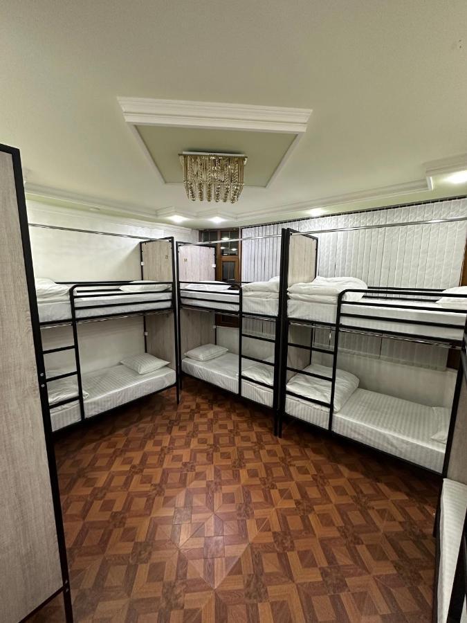 Palm Hostel Tashkent Ngoại thất bức ảnh