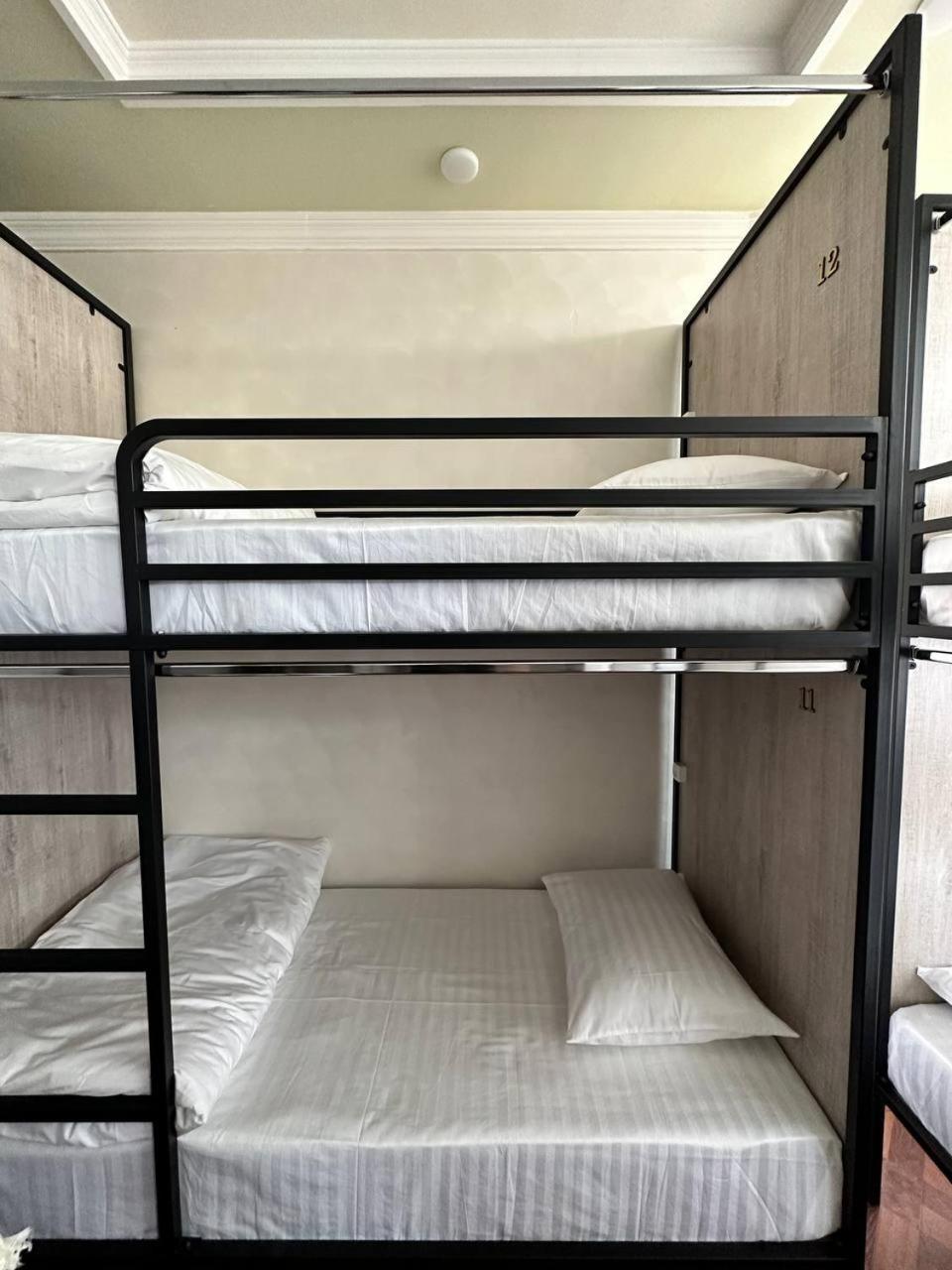 Palm Hostel Tashkent Ngoại thất bức ảnh